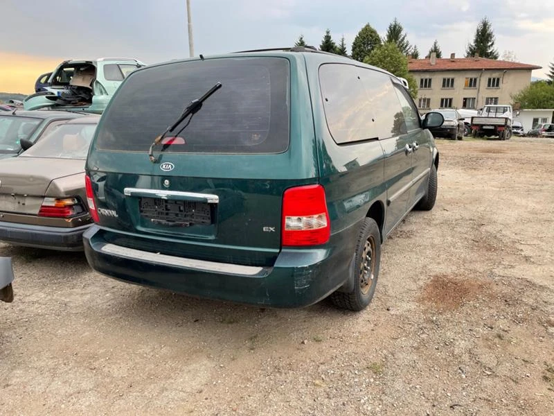 Kia Carnival, снимка 3 - Автомобили и джипове - 34324465