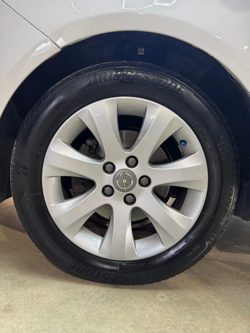 Opel Meriva 1.4 Бензин/Газ * Напълно обслужен * - 8900 лв. - 58880201 | Car24.bg