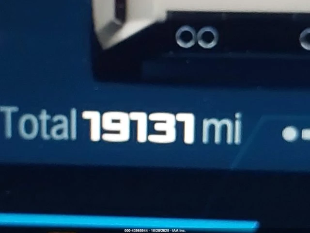 BMW M2 Harman Kardon* Shadowline* Keyless* Carbon roof* , снимка 15 - Автомобили и джипове - 52639697