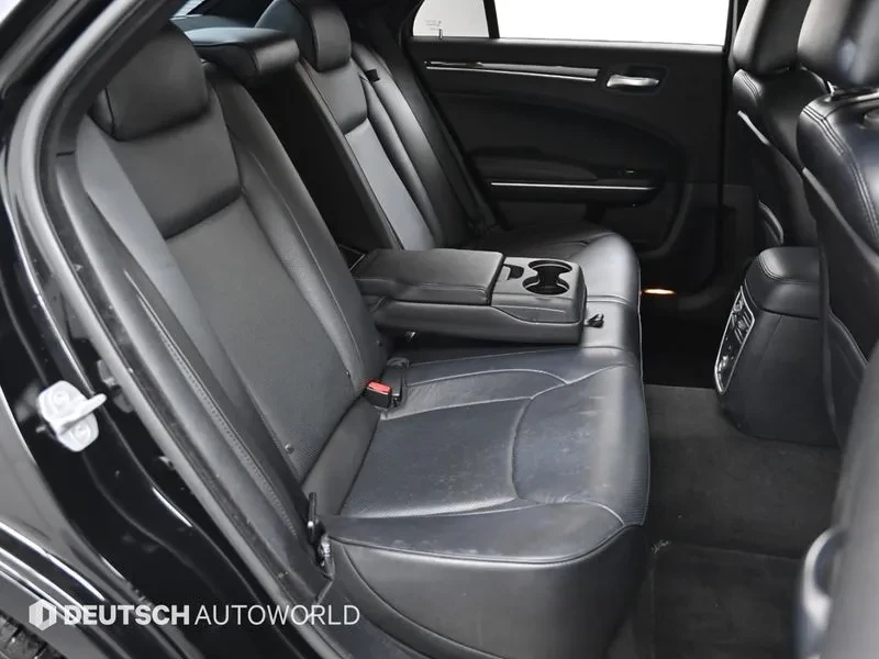 Chrysler 300c 3.6, снимка 12 - Автомобили и джипове - 54326117