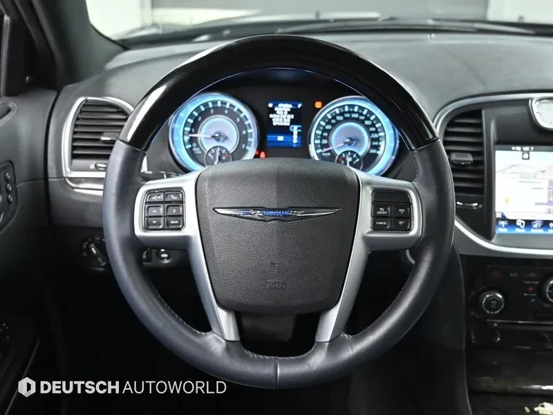 Chrysler 300c 3.6, снимка 13 - Автомобили и джипове - 54326117