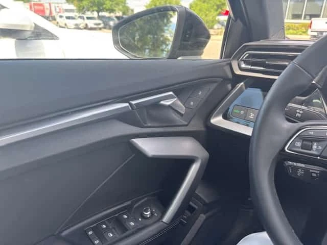 Audi A3 * TFSI quattro * CARFAX * ПАНО * KEYLESS * ПОДГРЕВ, снимка 5 - Автомобили и джипове - 54831966