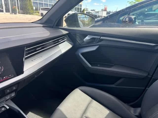 Audi A3 * TFSI quattro * CARFAX * ПАНО * KEYLESS * ПОДГРЕВ, снимка 14 - Автомобили и джипове - 54831966