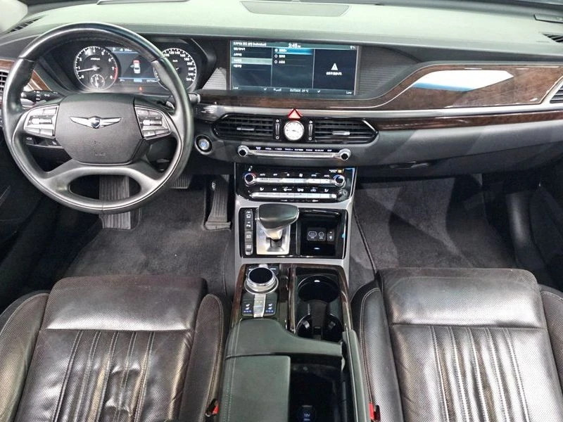 Genesis G90 3.3 Automatic, снимка 8 - Автомобили и джипове - 55598968