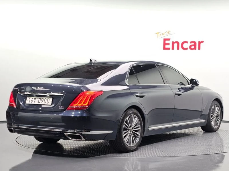 Genesis G90 3.3 Automatic, снимка 3 - Автомобили и джипове - 55598968