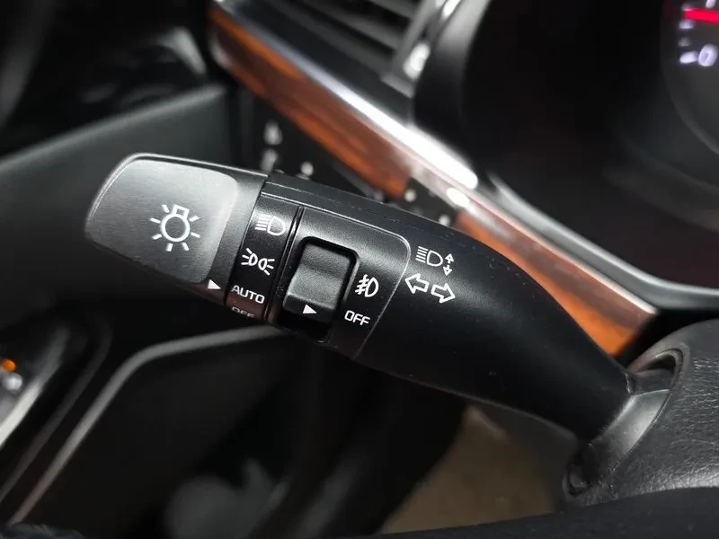 Kia K7 3.0 �������� ���/DELUXE | Mobile.bg � ����������� 17