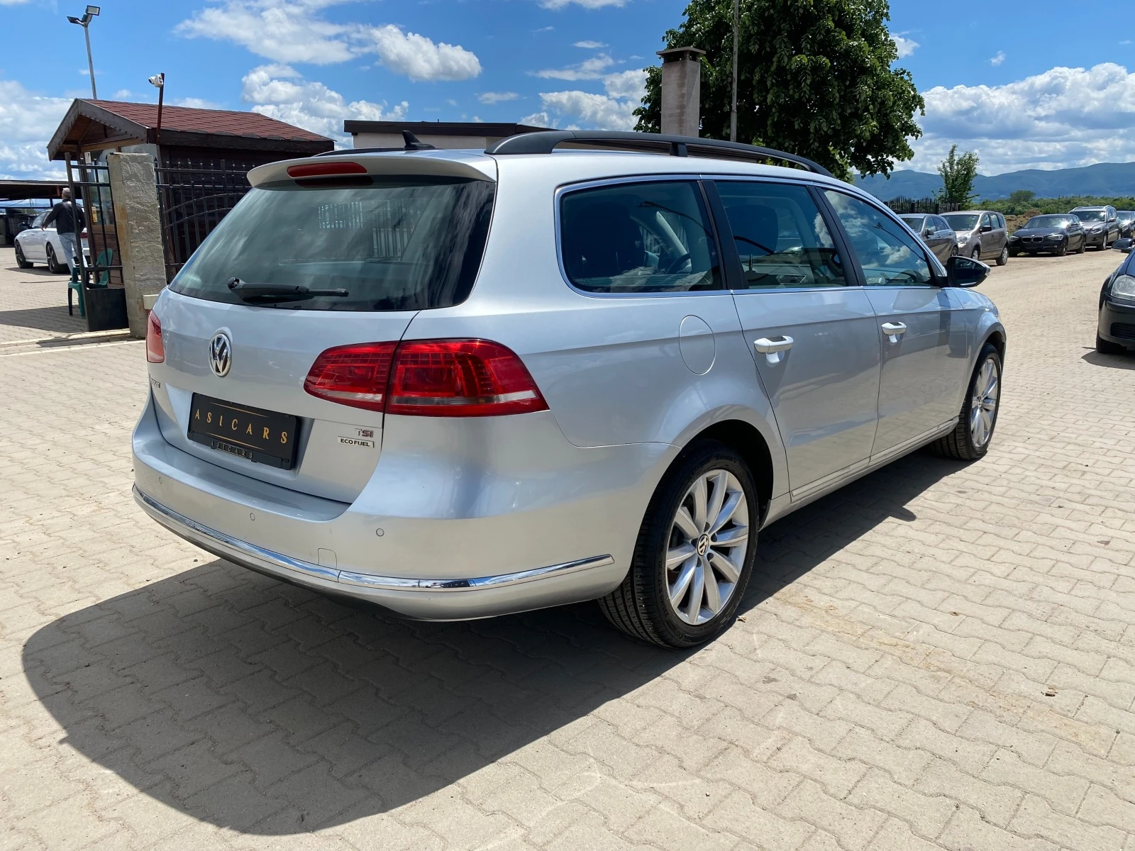 VW Passat 1.4I/METAN AUTOMATIC EURO 5B - изображение 5