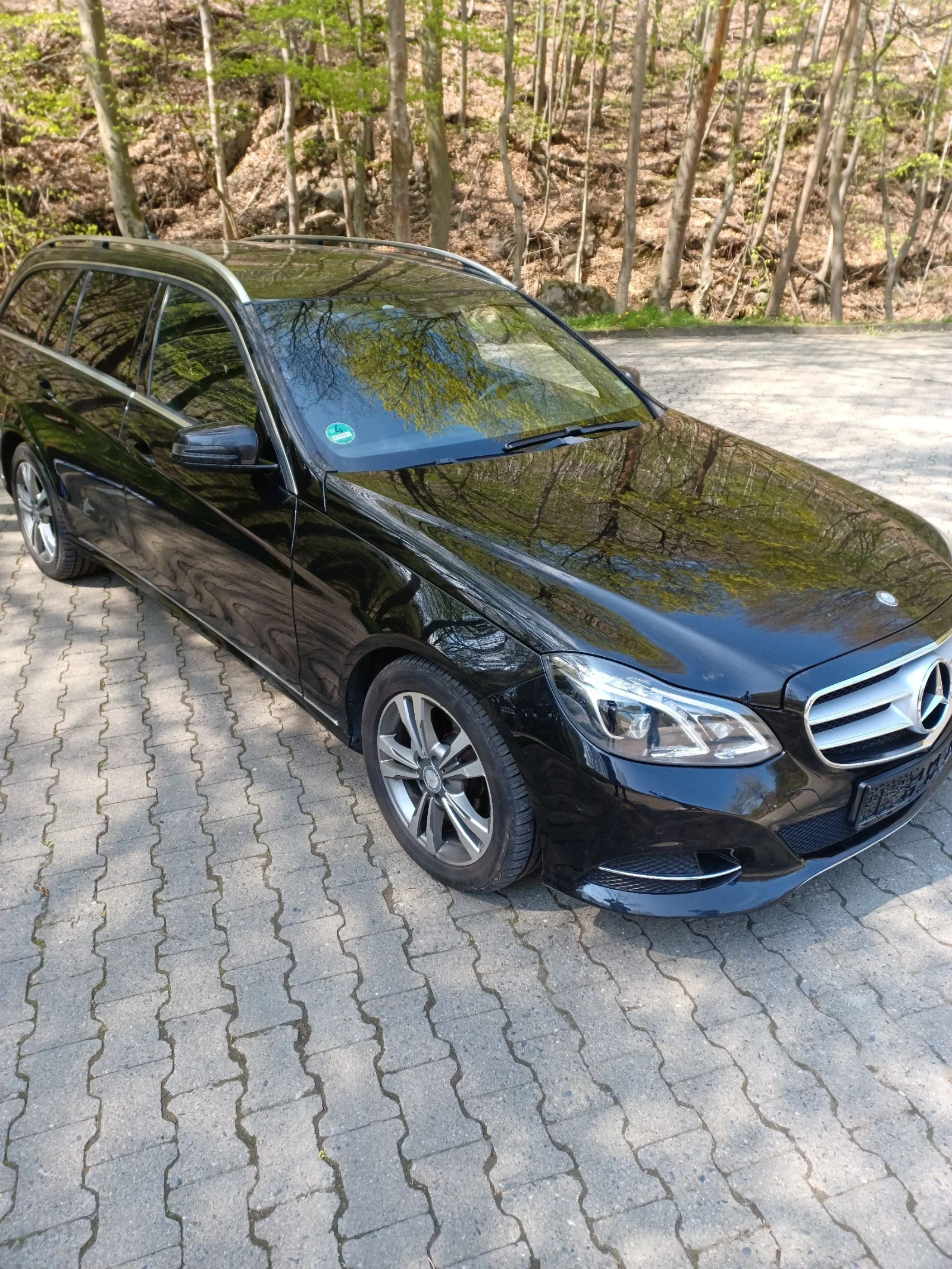 Mercedes-Benz E 220  - изображение 4