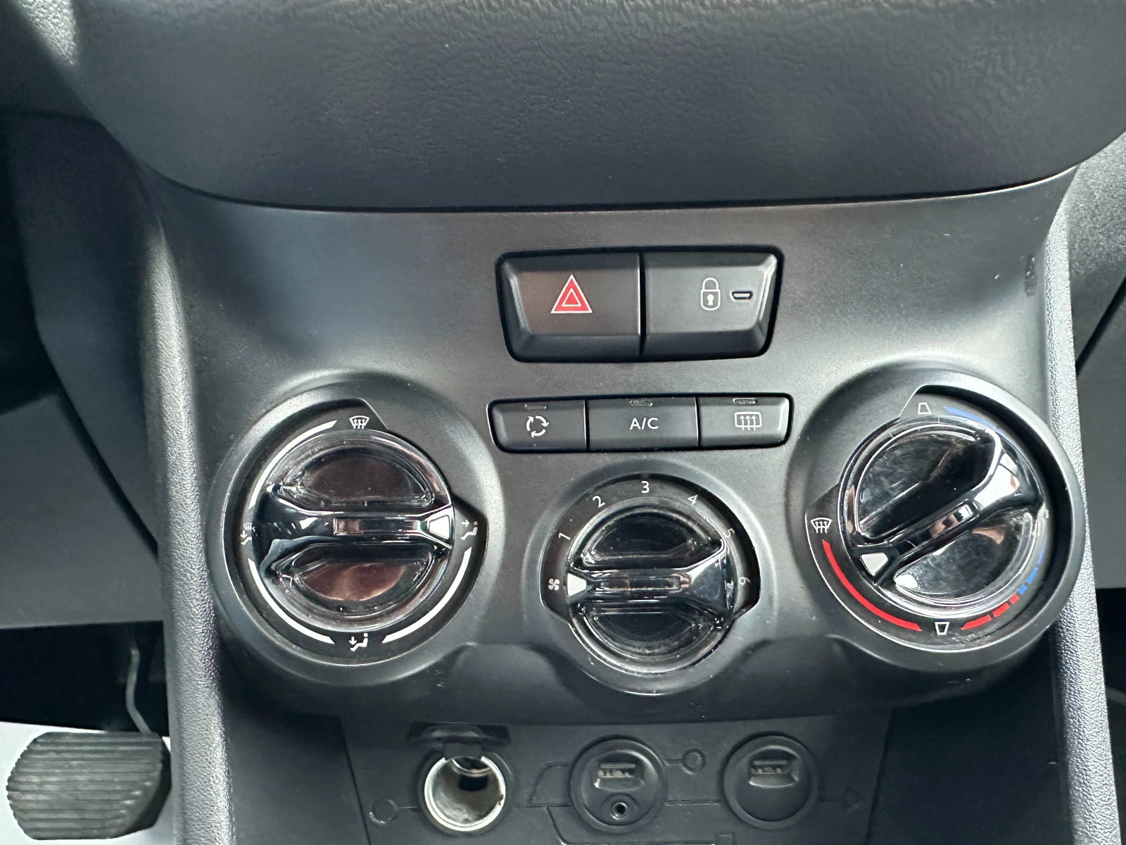 Peugeot 208 1.4d Автоматик | Mobile.bg — изображение 13