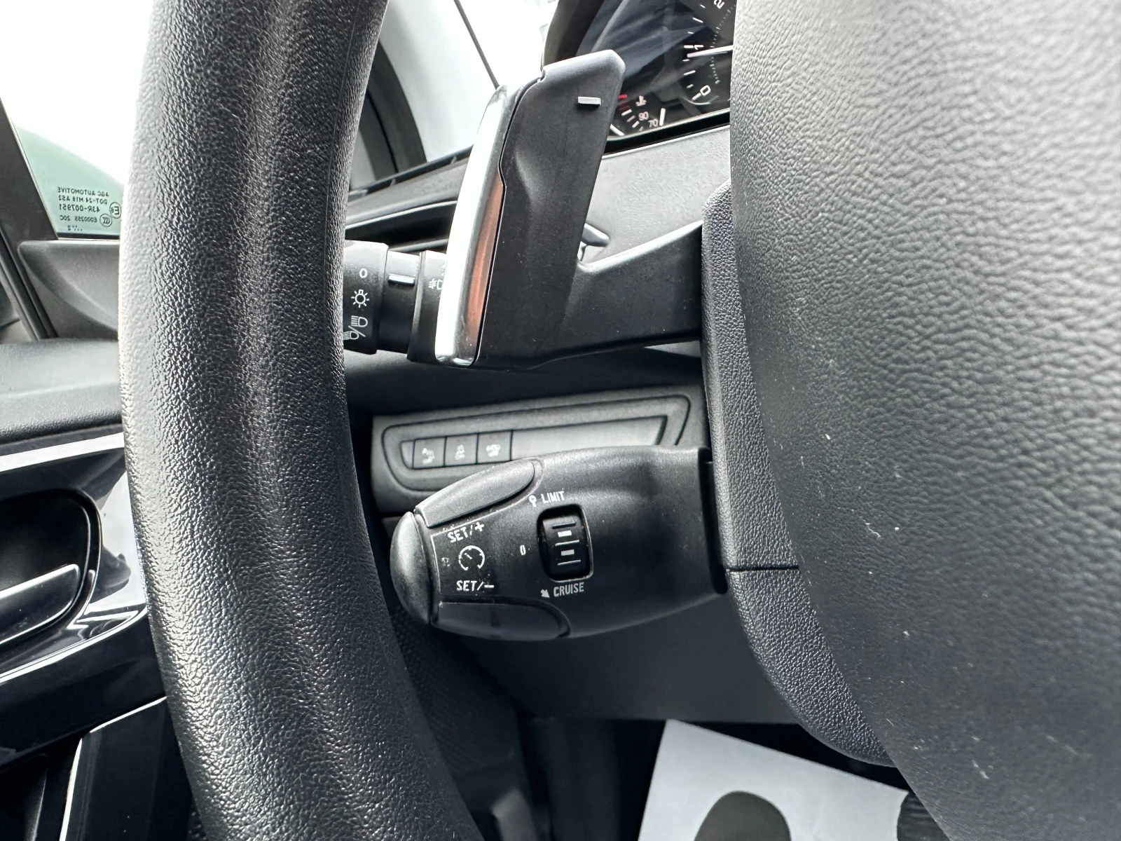 Peugeot 208 1.4d Автоматик | Mobile.bg — изображение 17