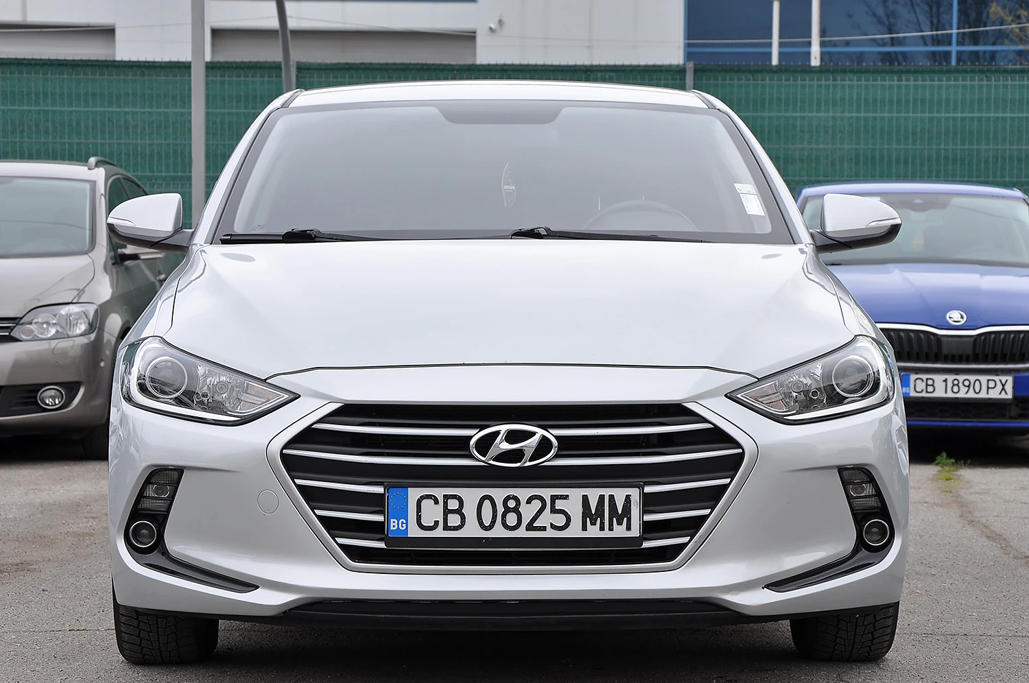 Hyundai Elantra 1.6 CRDi Automatic - изображение 2