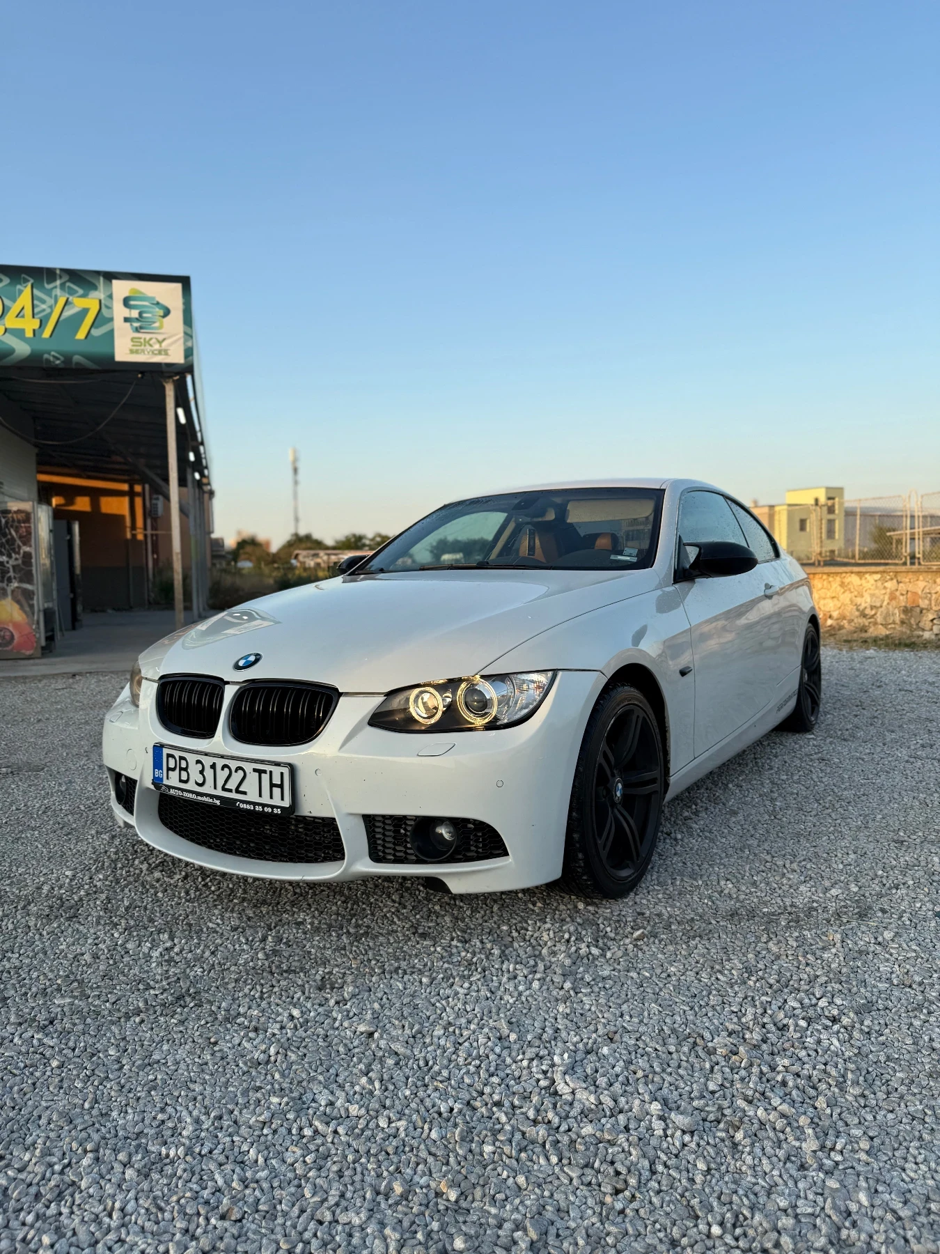BMW 330  - изображение 2