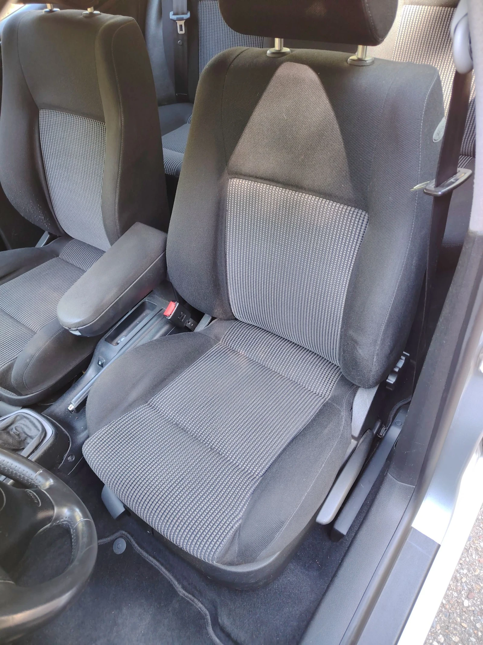 VW Golf 2.0 АГУ 4Х4 - изображение 10