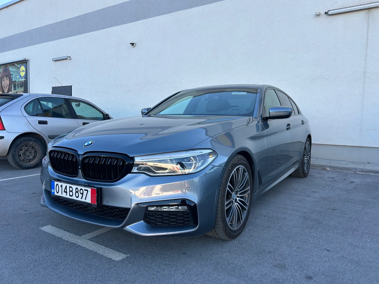 BMW 540 Xdrive 133000KM Чист Карфакс Softclose/360/Head UP - изображение 2