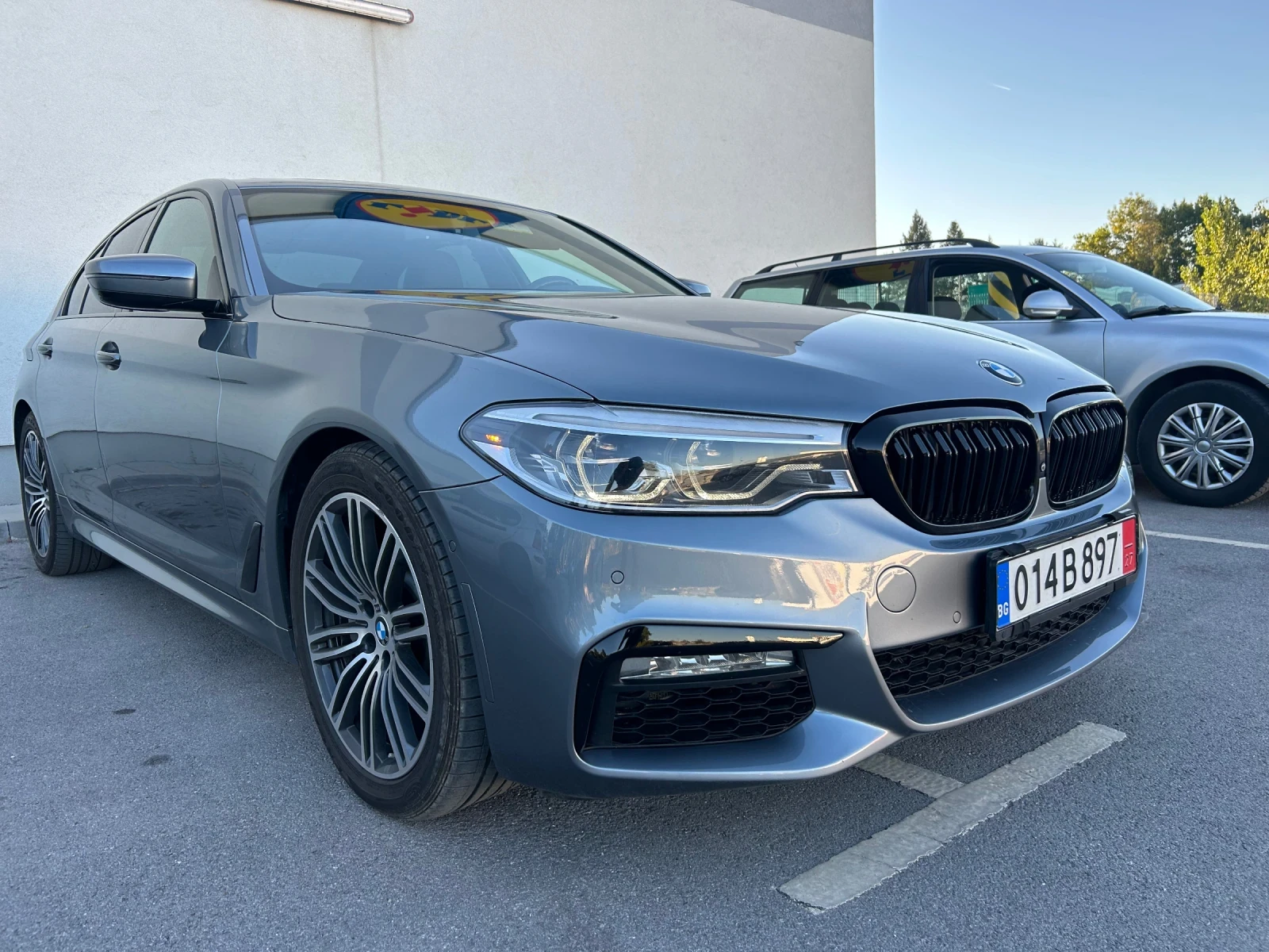 BMW 540 Xdrive 133000KM Чист Карфакс Softclose/360/Head UP - изображение 3