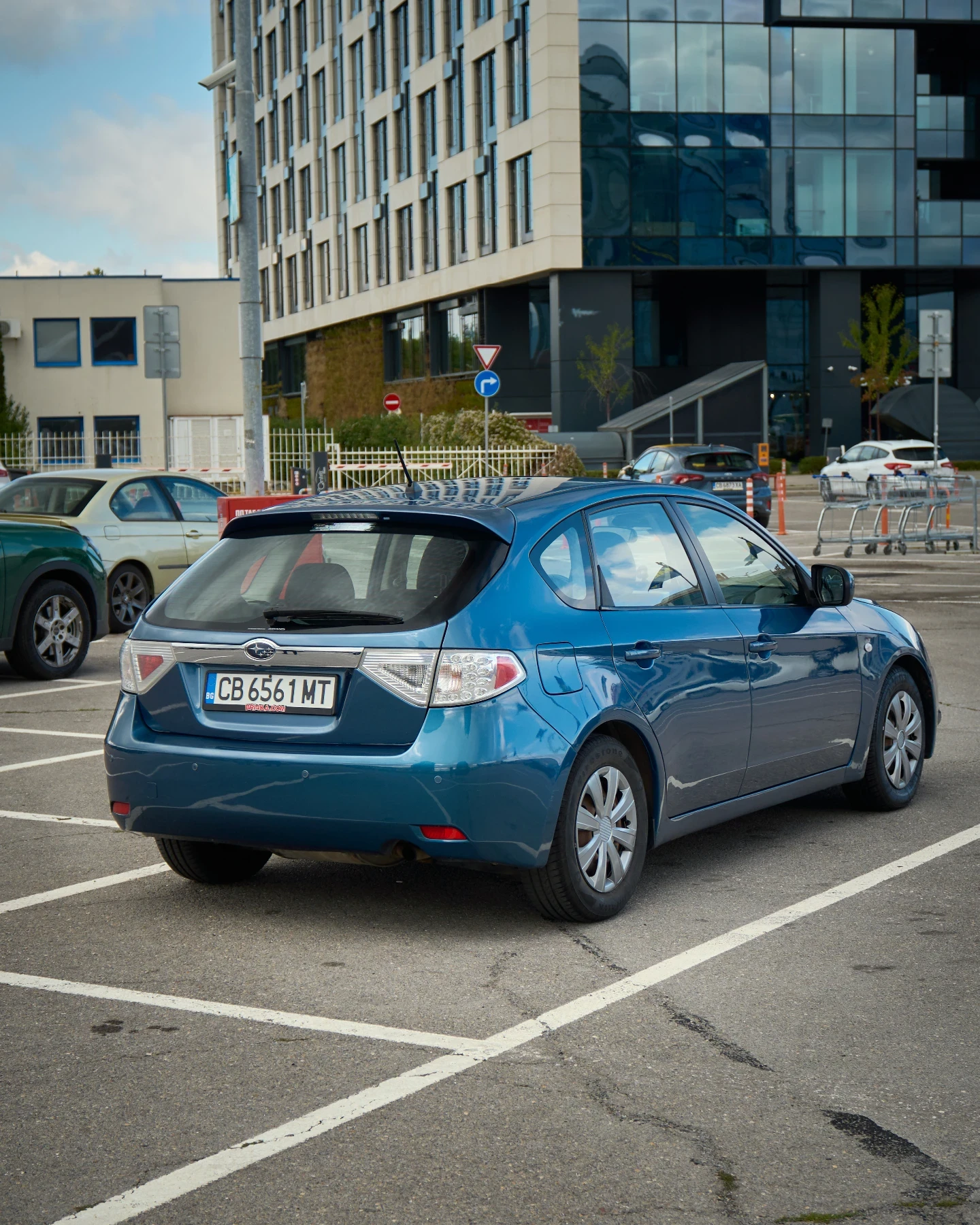 Subaru Impreza 1.5 i , 107, 4x4 - изображение 6