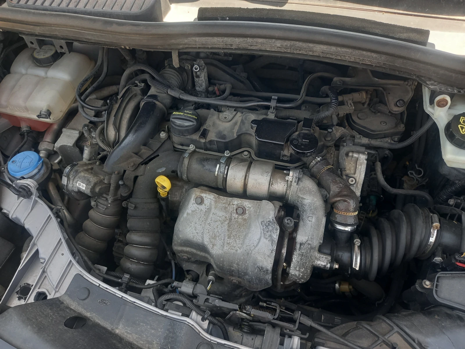 Ford C-max 1.6tdci 116 k.c. TiTANiUM NAVi Panorama 6 скорости, снимка 17 - Автомобили и джипове - 52957211