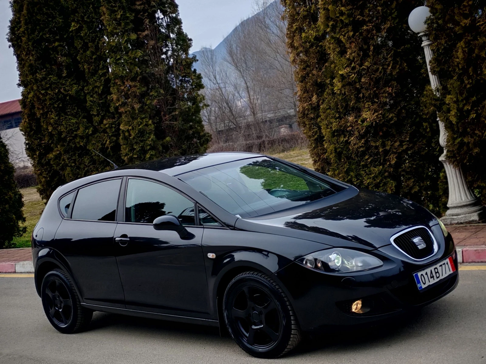 Seat Leon 1.9TDI(105)* BLACK-EDITION* XENON* НОВ ВНОС*  - изображение 9