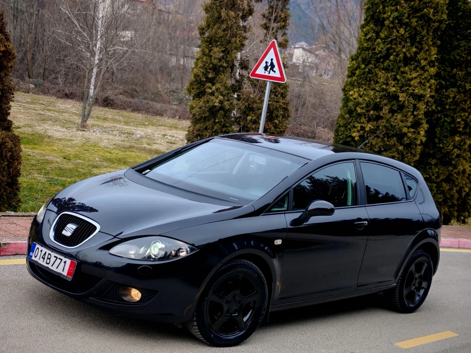 Seat Leon 1.9TDI(105)* BLACK-EDITION* XENON* НОВ ВНОС*  - изображение 3