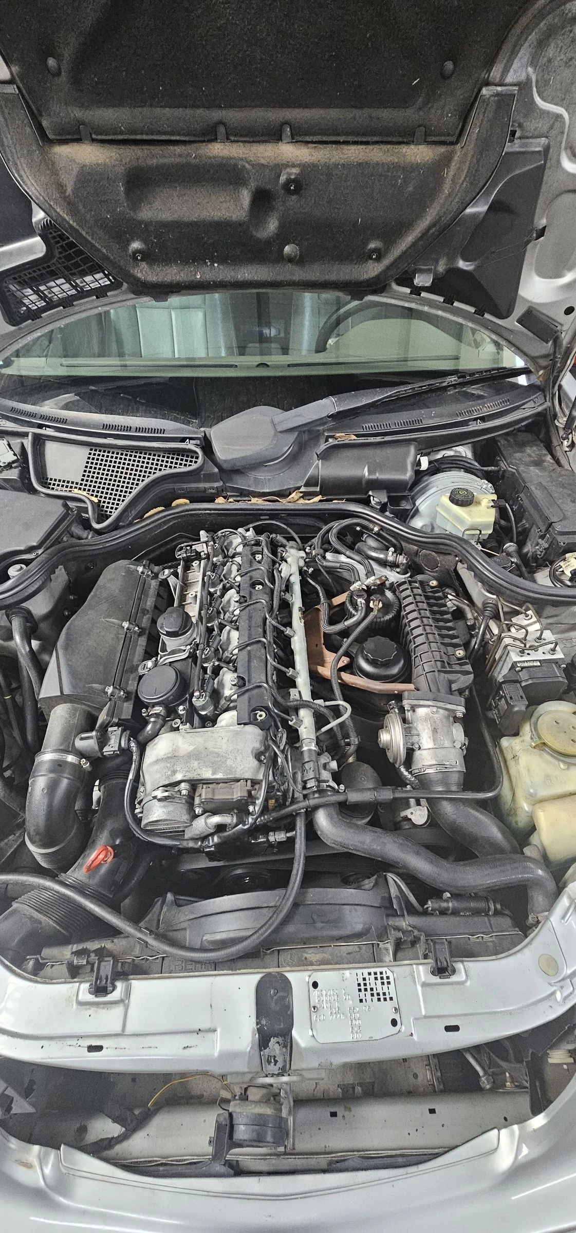 Mercedes-Benz E 270  - изображение 9