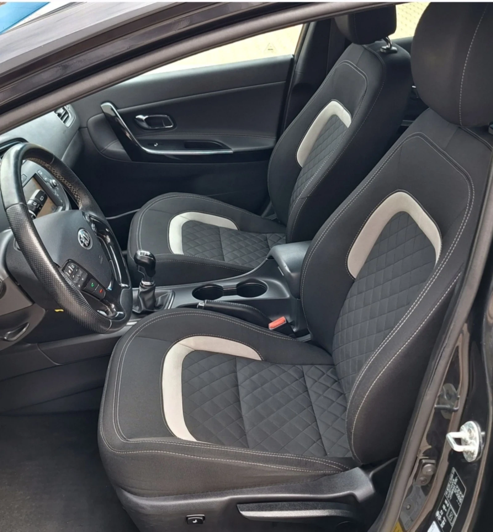 Kia Ceed GT-Line - изображение 9