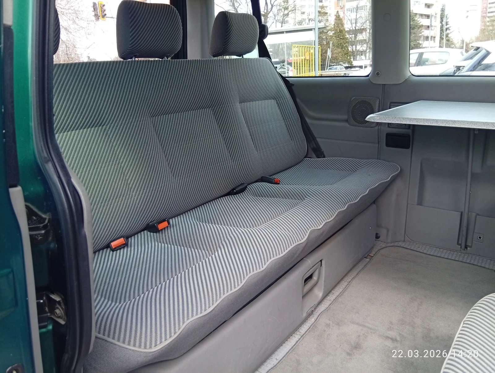 VW Multivan, снимка 13 - Автомобили и джипове - 53935121