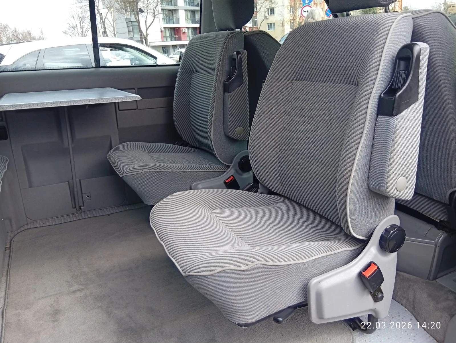 VW Multivan, снимка 14 - Автомобили и джипове - 53935121