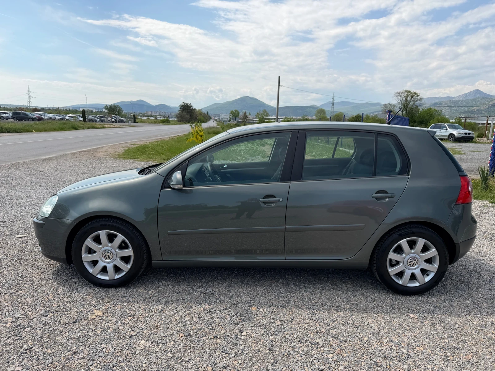 VW Golf 1.9/6 скорости, снимка 7 - Автомобили и джипове - 54452890
