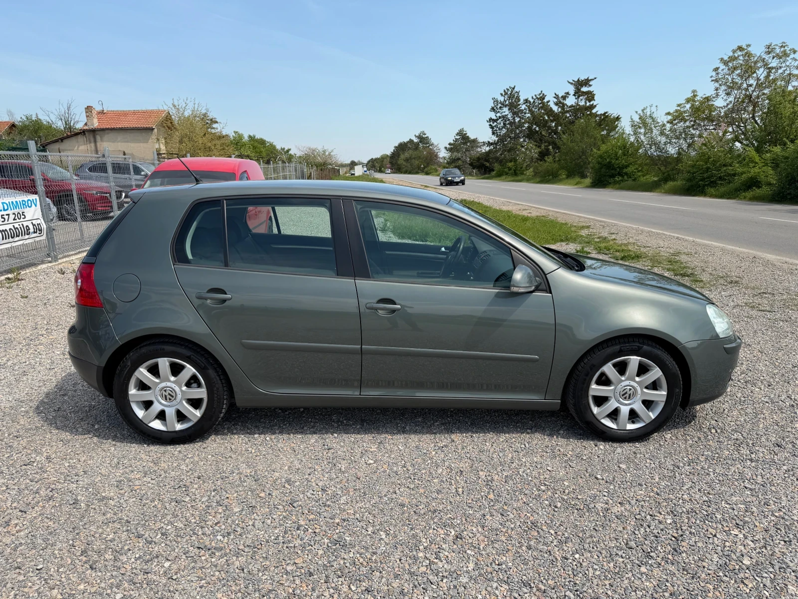 VW Golf 1.9/6 скорости, снимка 3 - Автомобили и джипове - 54452890