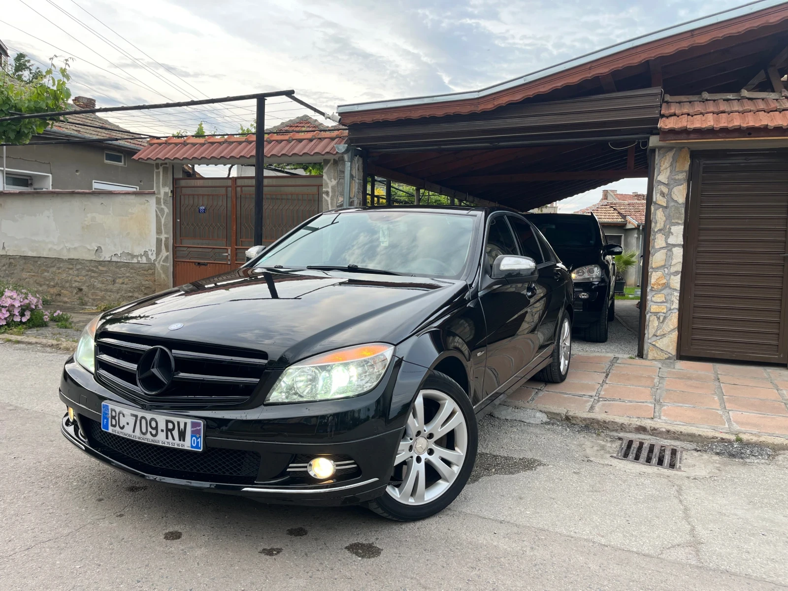 Mercedes-Benz C 320 Avantgarde , снимка 2 - Автомобили и джипове - 54611345