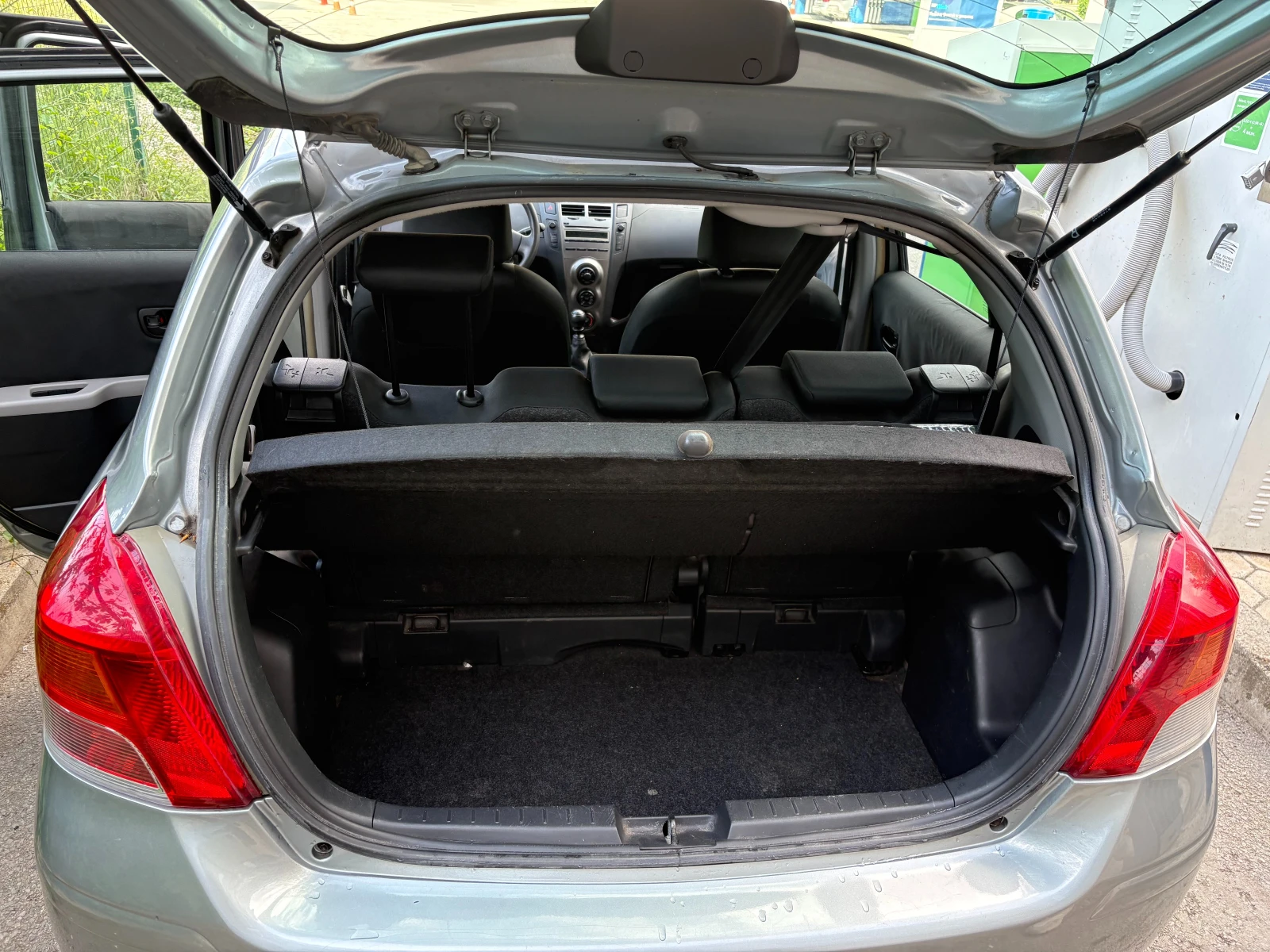 Toyota Yaris, снимка 7 - Автомобили и джипове - 54672437