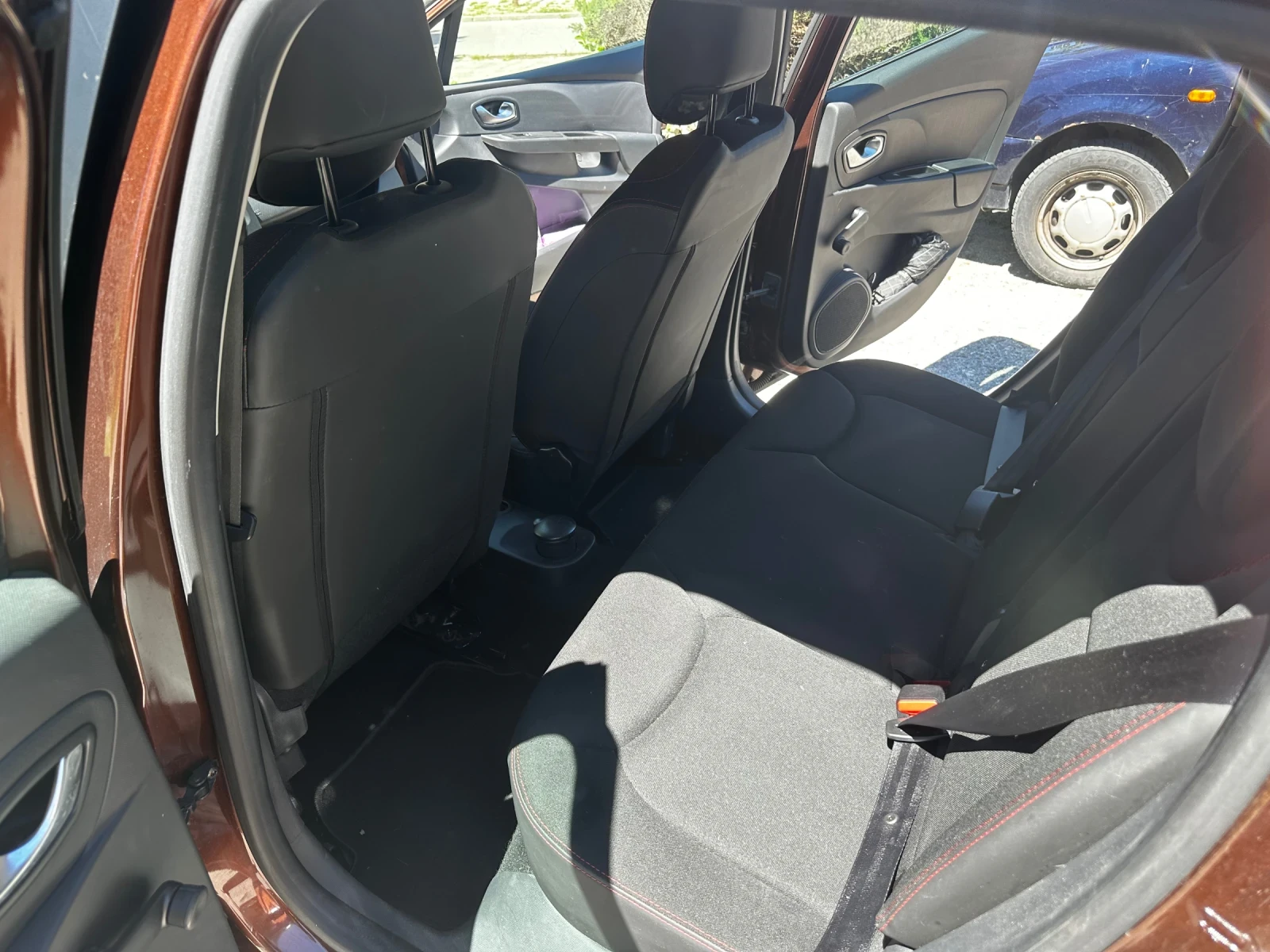 Renault Clio 1.2 N1, снимка 9 - Автомобили и джипове - 54719546
