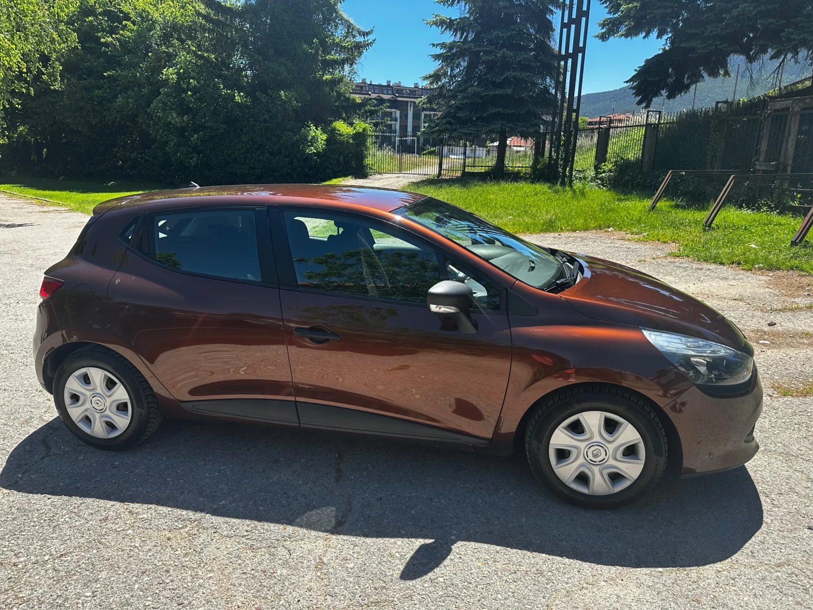 Renault Clio 1.2 N1, снимка 6 - Автомобили и джипове - 54719546