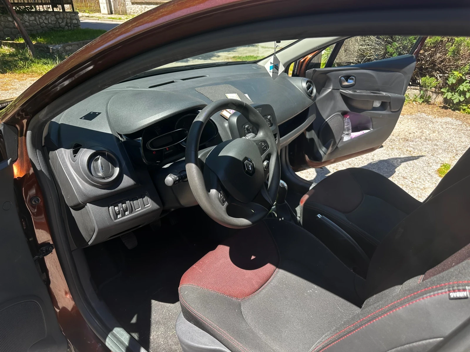 Renault Clio 1.2 N1, снимка 8 - Автомобили и джипове - 54719546