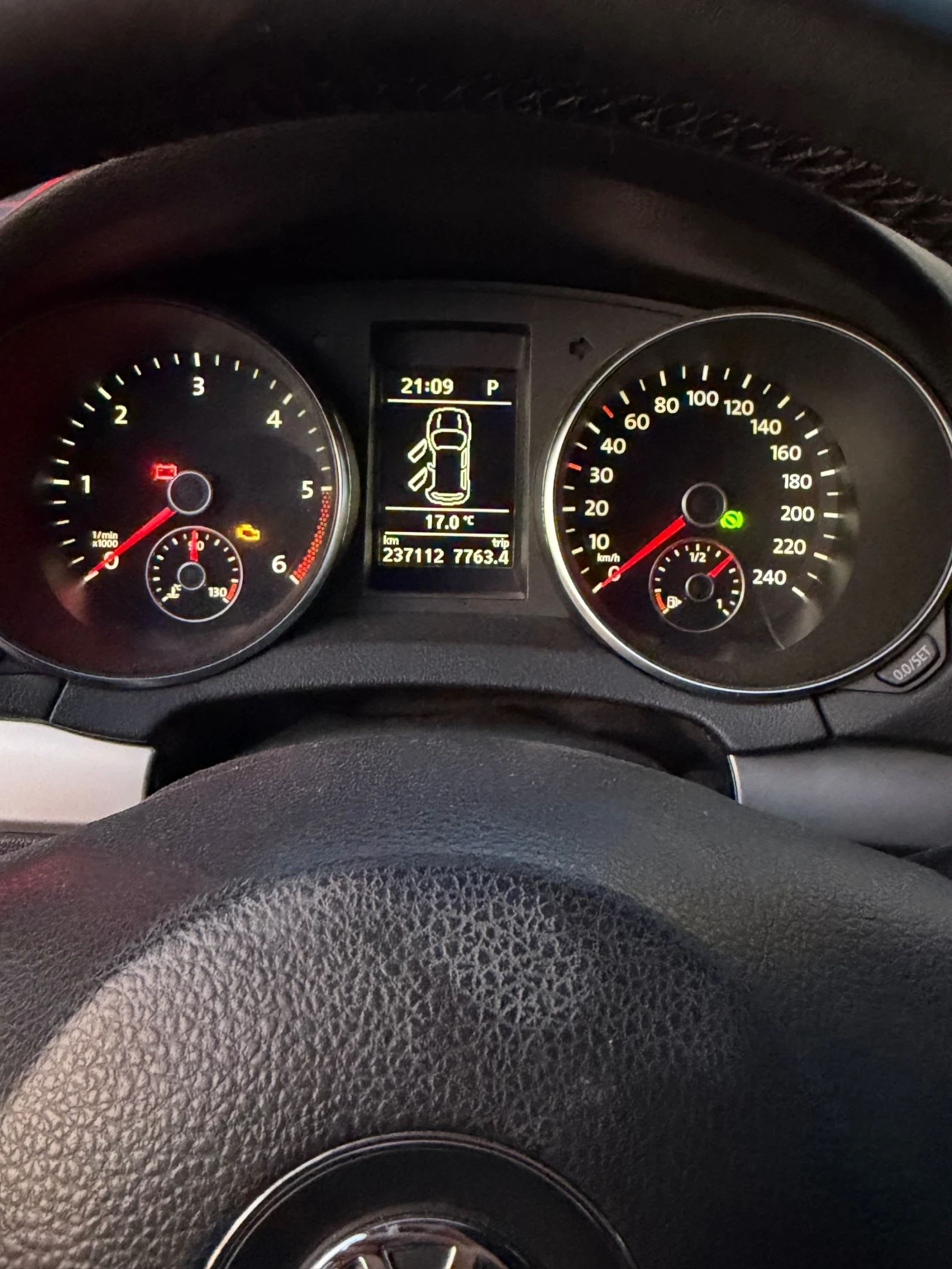 VW Golf, снимка 10 - Автомобили и джипове - 54728257