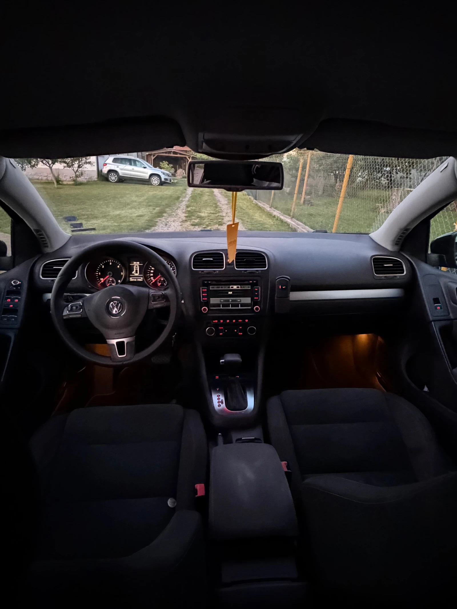 VW Golf, снимка 8 - Автомобили и джипове - 54728257