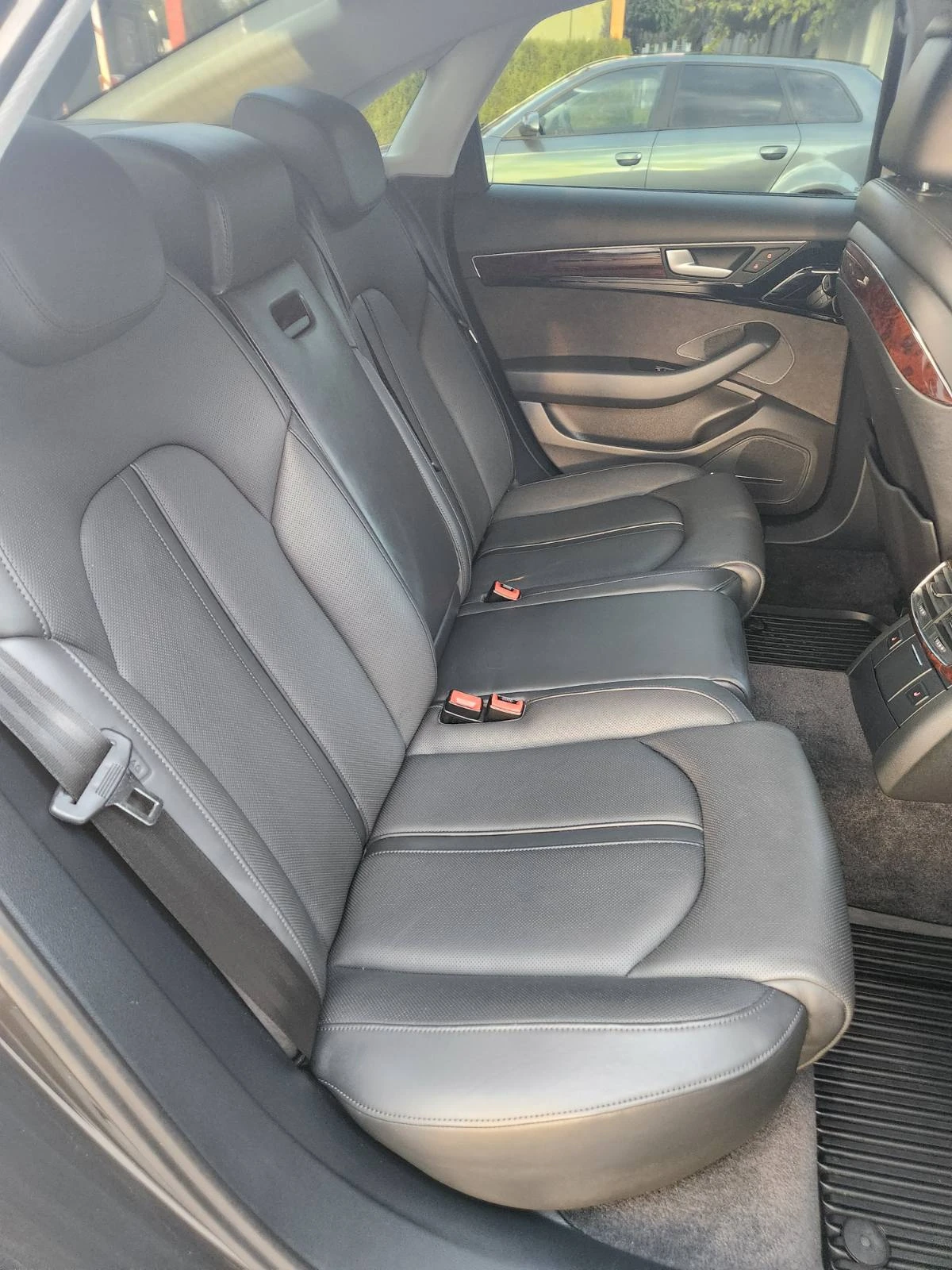 Audi A8 3.0 TDI* Quattro* MATRIX* Full, снимка 15 - Автомобили и джипове - 54807314