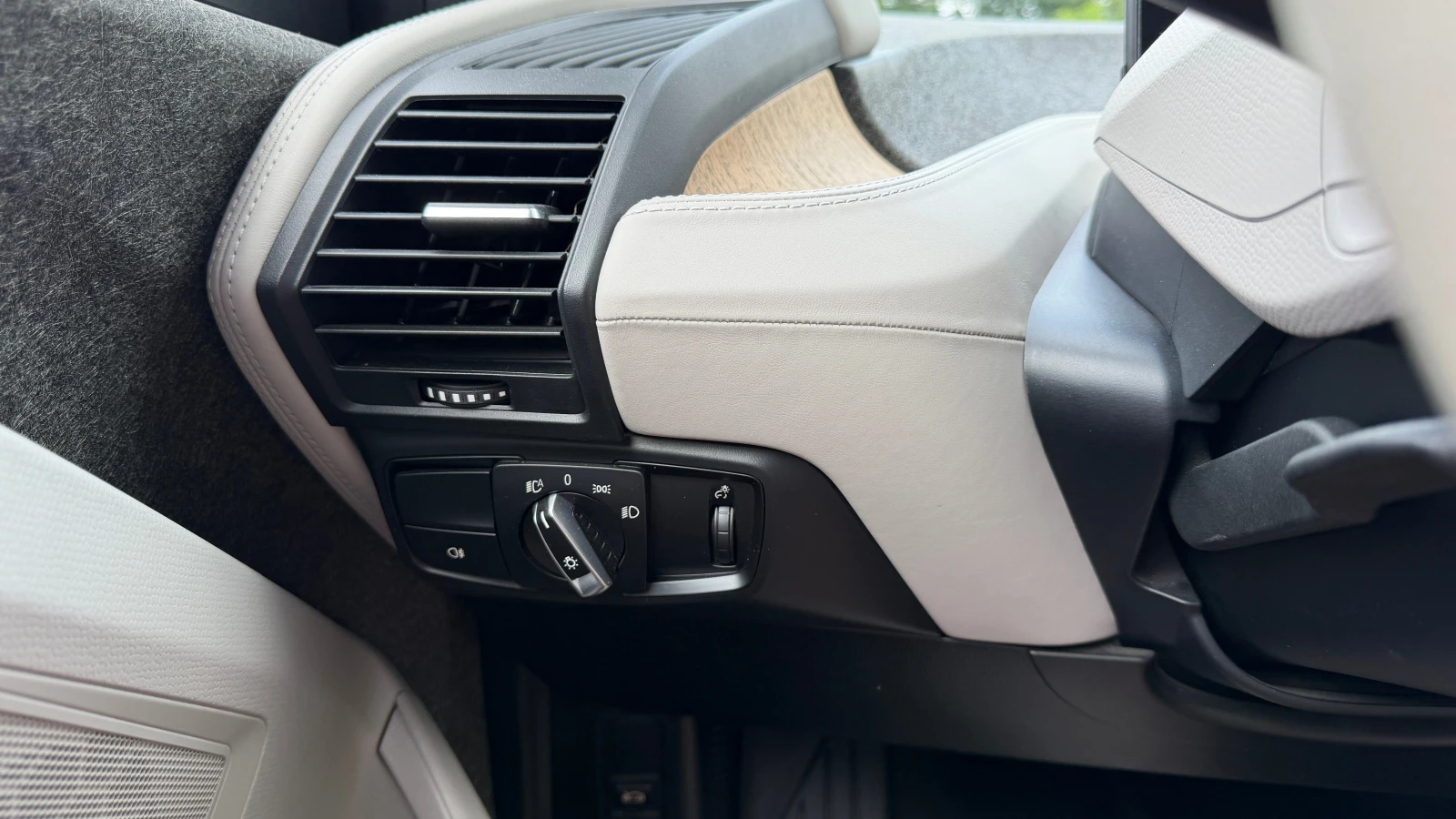 BMW i3 120 Ah първи собственик от България, снимка 15 - Автомобили и джипове - 54946263