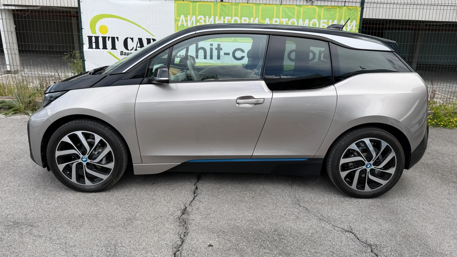 BMW i3 120 Ah първи собственик от България, снимка 4 - Автомобили и джипове - 54946263
