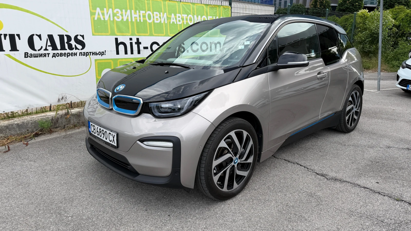 BMW i3 120 Ah първи собственик от България