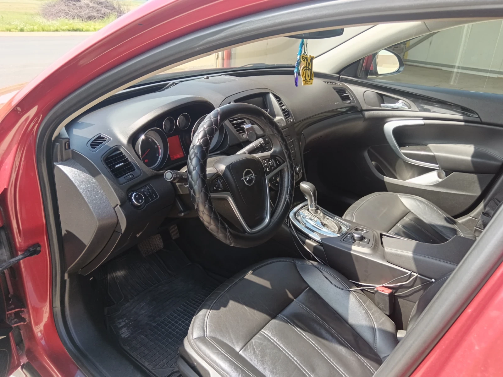 Opel Insignia 2.0 CDTI, снимка 11 - Автомобили и джипове - 54967513