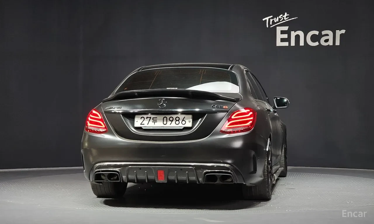 Mercedes-Benz C 63 AMG BURMESTER / PANO / HUD / 360 / ILS, снимка 4 - Автомобили и джипове - 55139308