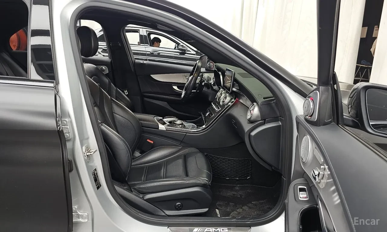 Mercedes-Benz C 63 AMG BURMESTER / PANO / HUD / 360 / ILS, снимка 13 - Автомобили и джипове - 55139308