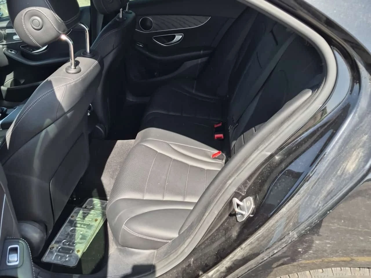 Mercedes-Benz C 300 * CARFAX * ЦЕНА ДО БГ, снимка 8 - Автомобили и джипове - 55187189