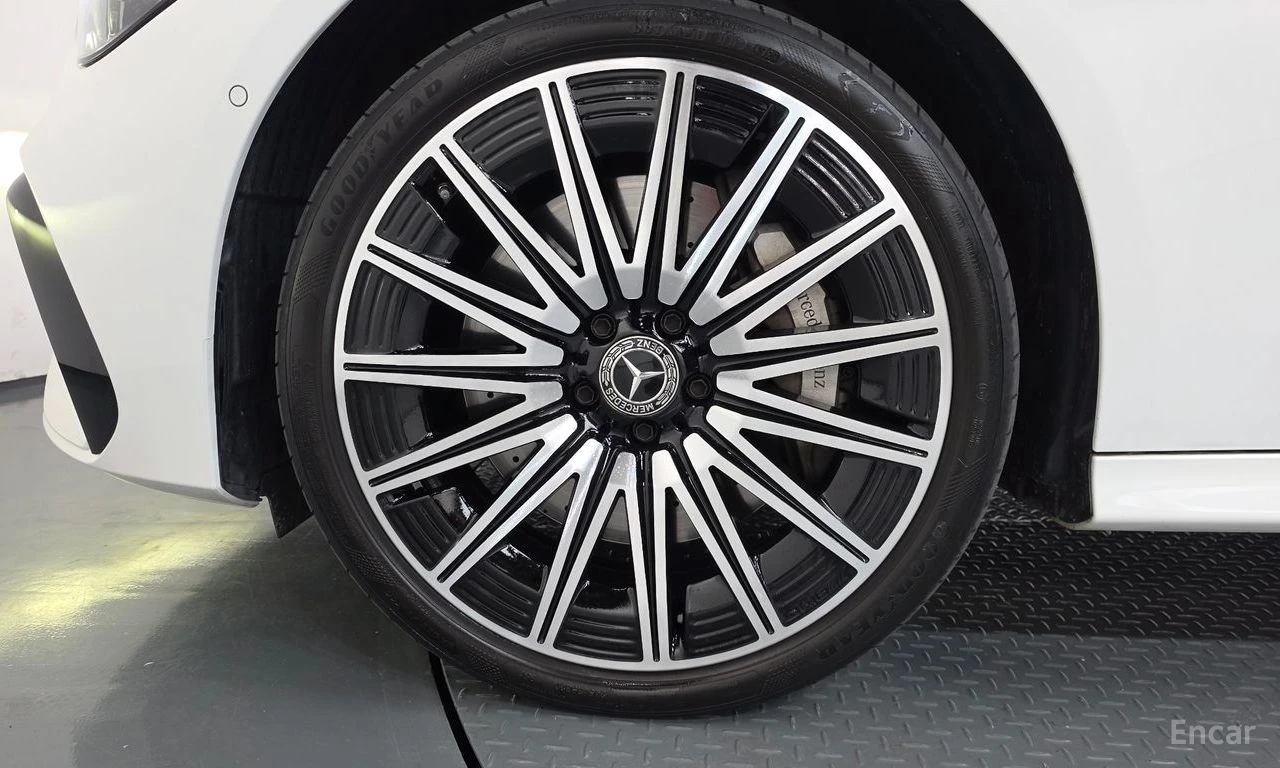 Mercedes-Benz CLE 450 4MATIC* DISTRONIC* BURMESTER* 360 CAM* HEAD-UP* , снимка 5 - Автомобили и джипове - 55224670