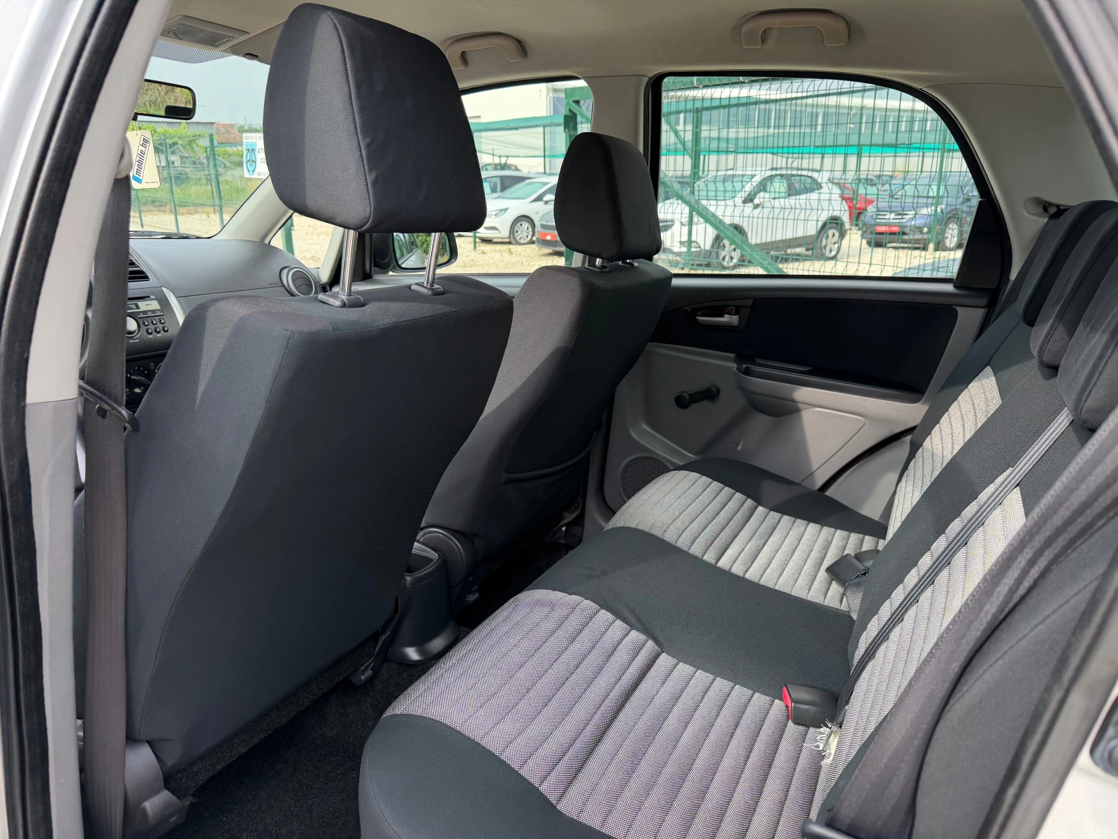 Suzuki SX4 1.5i 16v/99p.s-Klima!!!, снимка 11 - Автомобили и джипове - 55253269