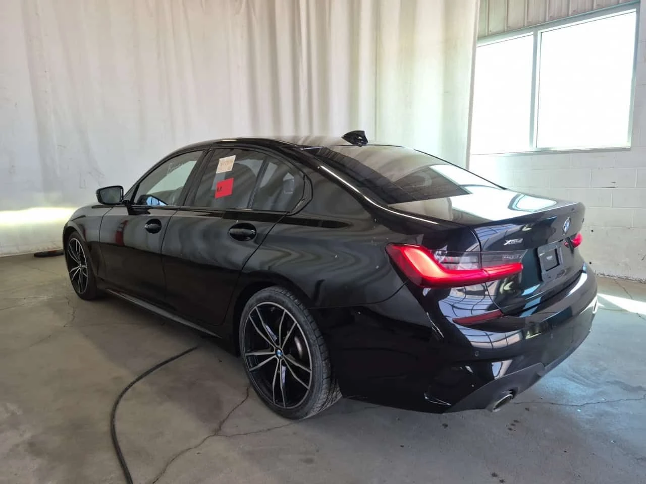 BMW 330  330I XDRIVE | M-PACK | ЦЕНА ДО БЪЛГАРИЯ | H&K , снимка 4 - Автомобили и джипове - 55301363