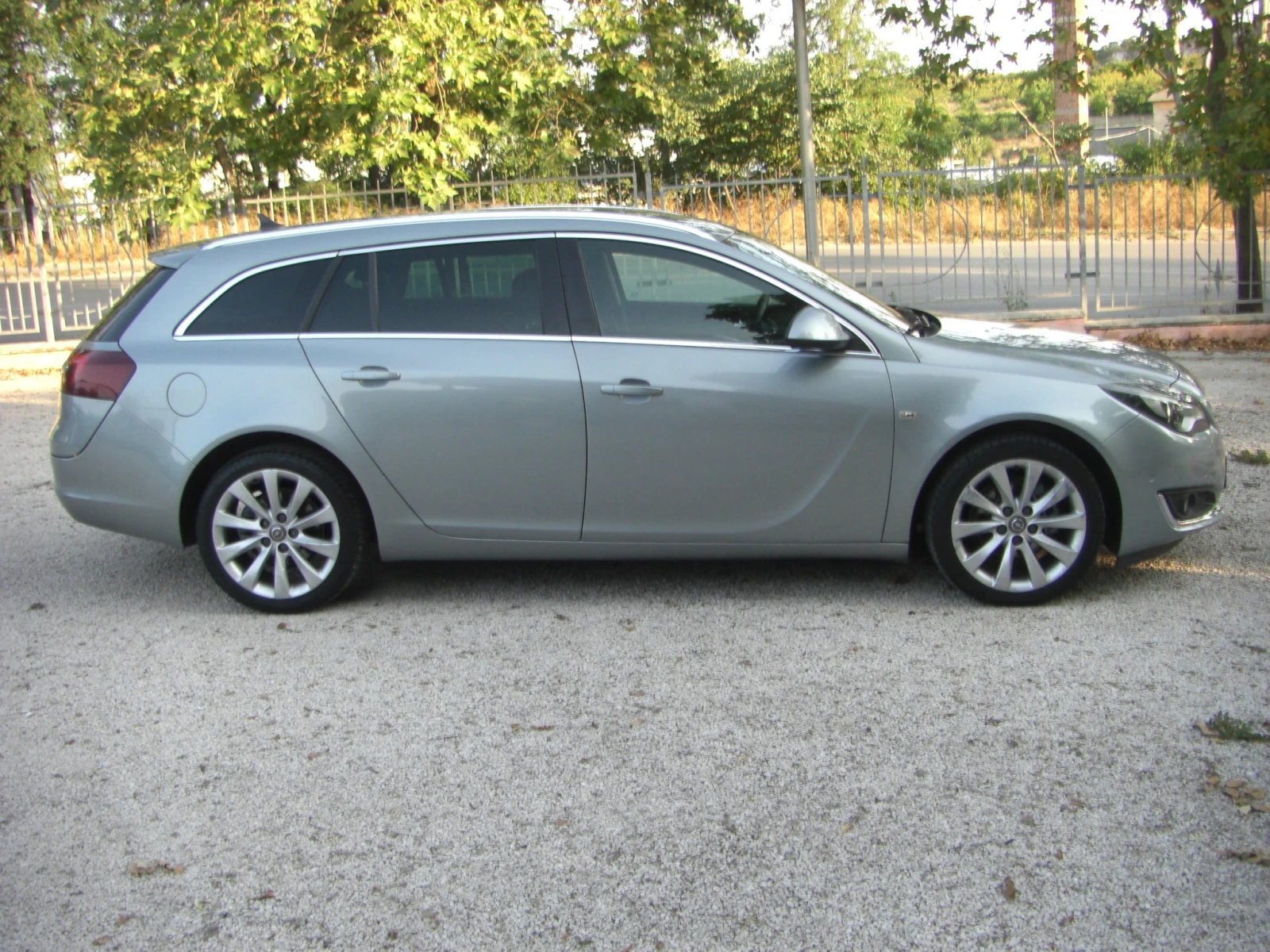 Opel Insignia 2.0cdti SPORT TOURER FACCE COSMO NAVI AVTOMAT, снимка 6 - Автомобили и джипове - 55400513
