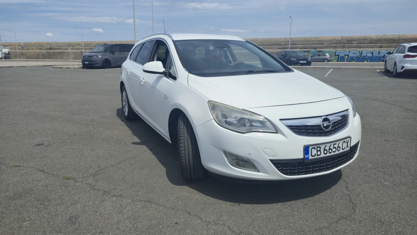 Opel Astra J Sport Tourer 2.0 CDTI, снимка 3 - Автомобили и джипове - 55415074