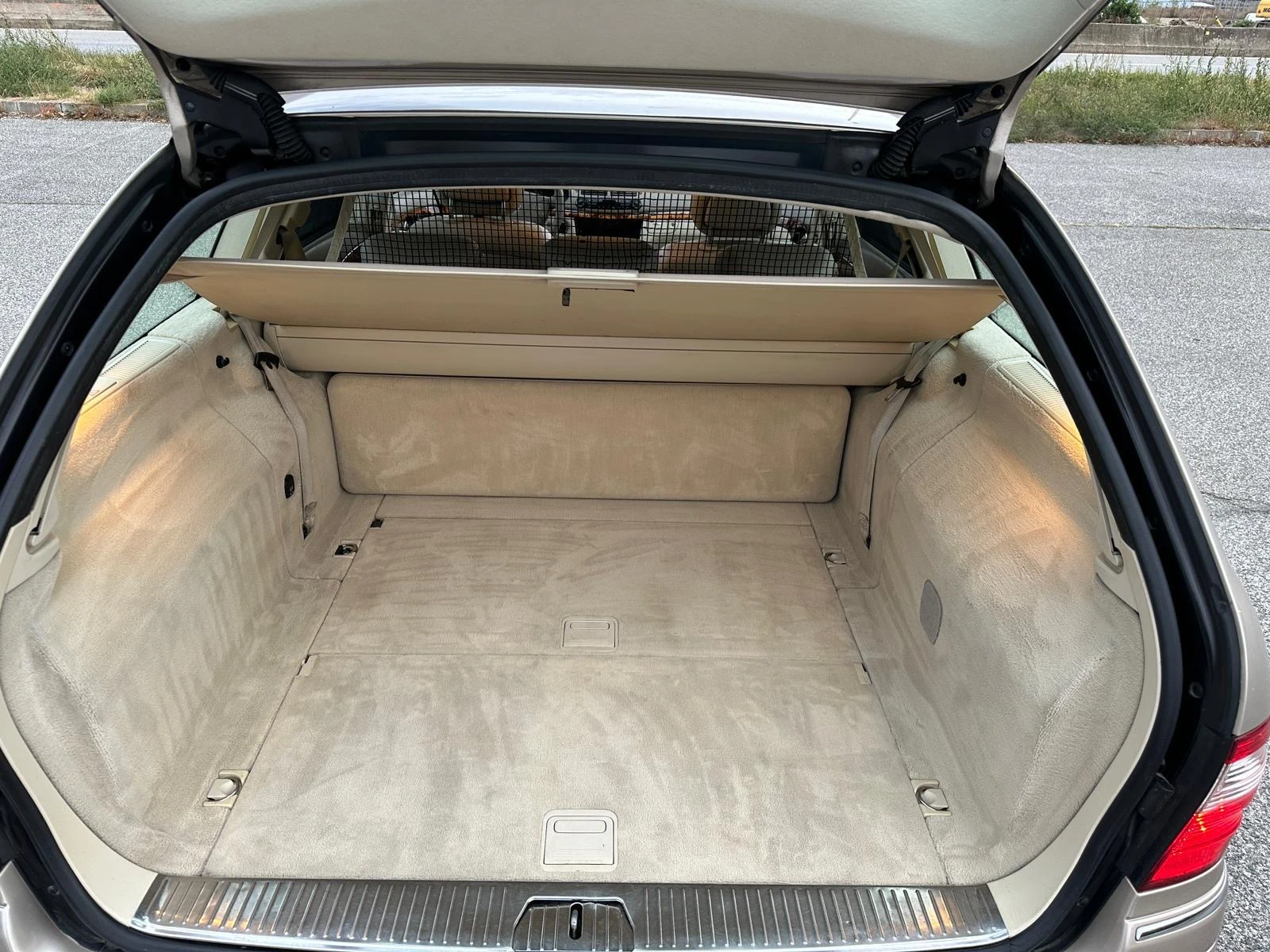 Mercedes-Benz E 500, снимка 15 - Автомобили и джипове - 55502769